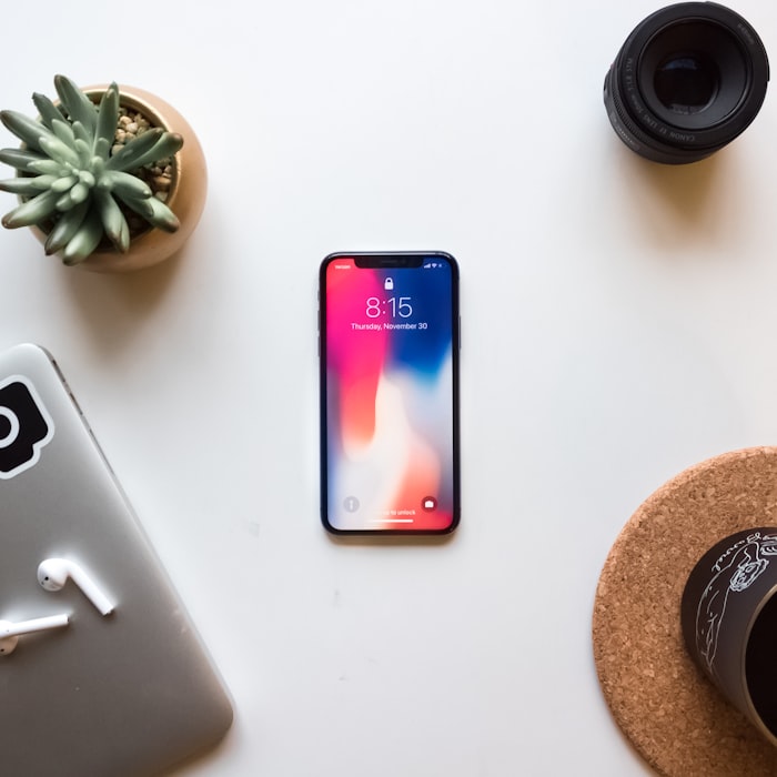iPhone and Samsung Galaxy screen repair technician Tacoma Lakewood WA